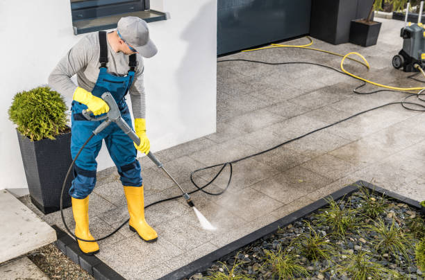 Why Choose Our Certified Pressure Washing Experts for Your Project Needs in Umatilla, OR?
